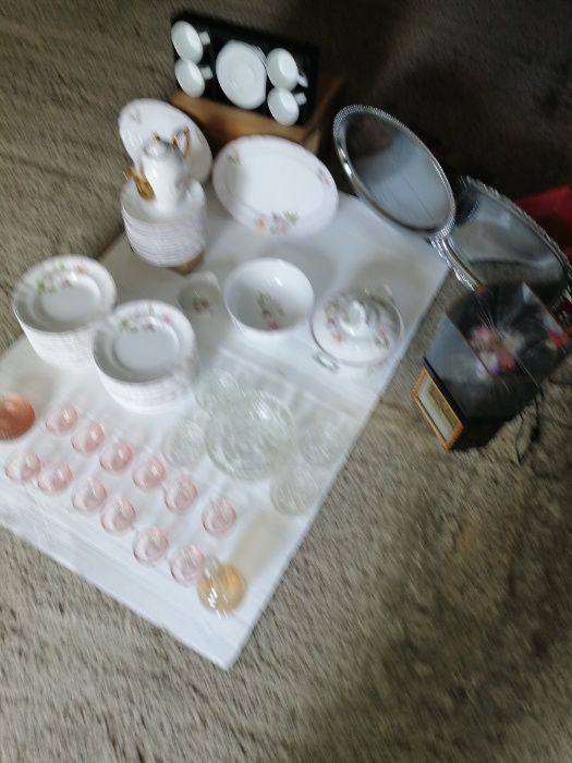 Antique tableware..425285971074109441