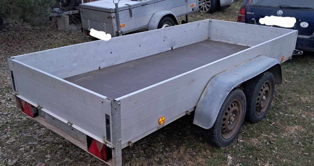 Przyczepa samochodowa THULE dmc 2000 kg