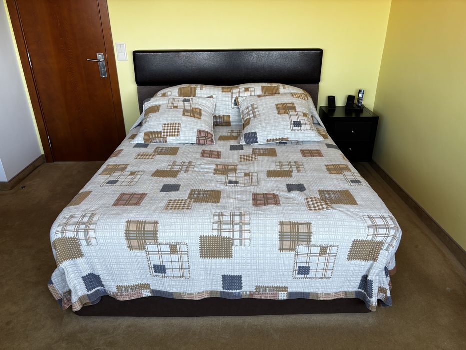 Cama com arrumação 1.60x2.00 Molaflex