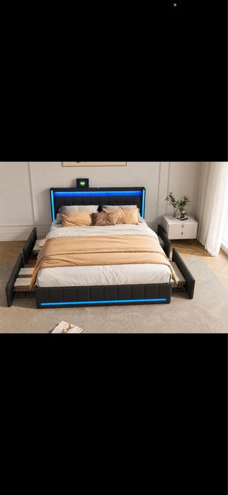 Cama de Casal Estofada com LED + Arrumação