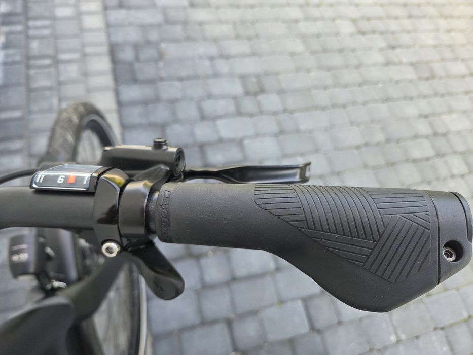 Rose Black Lava  Alfine 11 pasek gates jak nowy, powystawowy