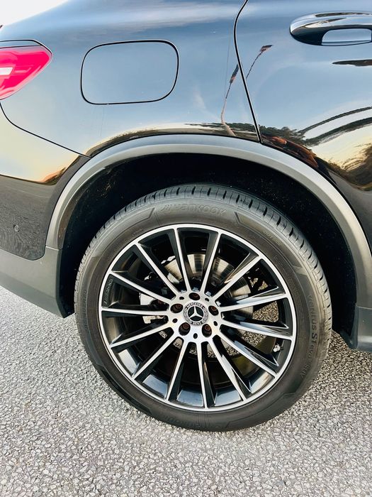 Mercedes glc coupé 250d line 4 matic amg