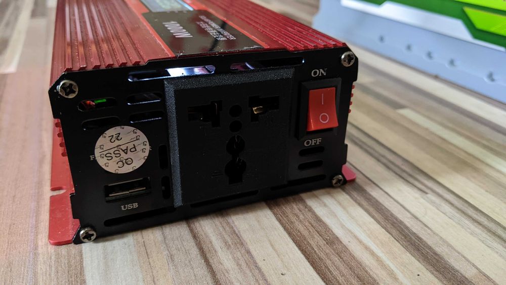 Інвертор UKC KC-1000D на 1000 ват. УПС