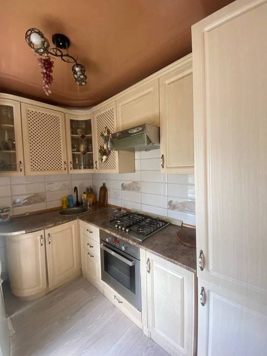 Продам 3к квартиру на ж/м Червоний Камінь в Дніпрі.