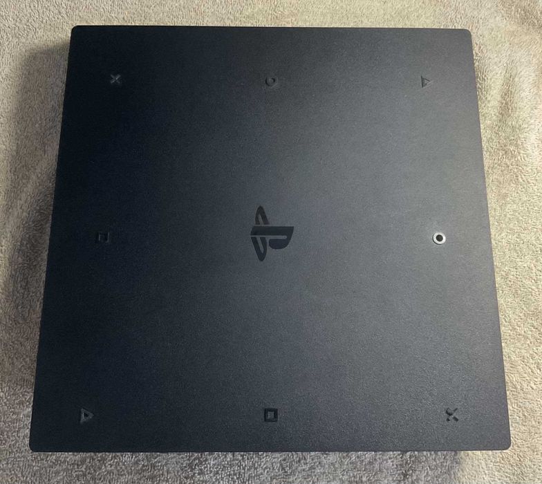 PS4 PRO CUH-7208B остання ревізія