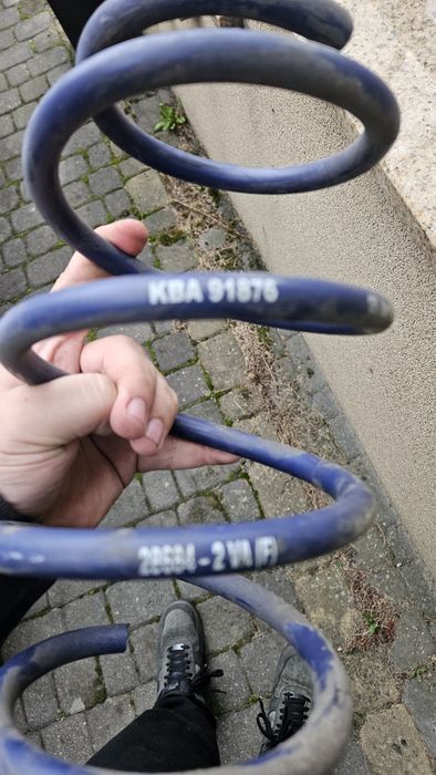 Zestaw obniżający zawieszenie H&R