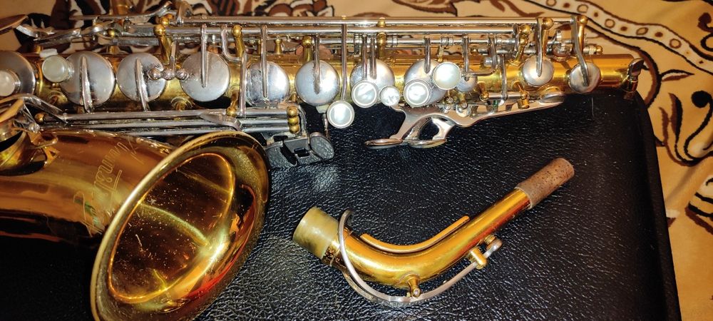 Саксофон альт Armstrong 3006 USA + Мундштук Meyer 9