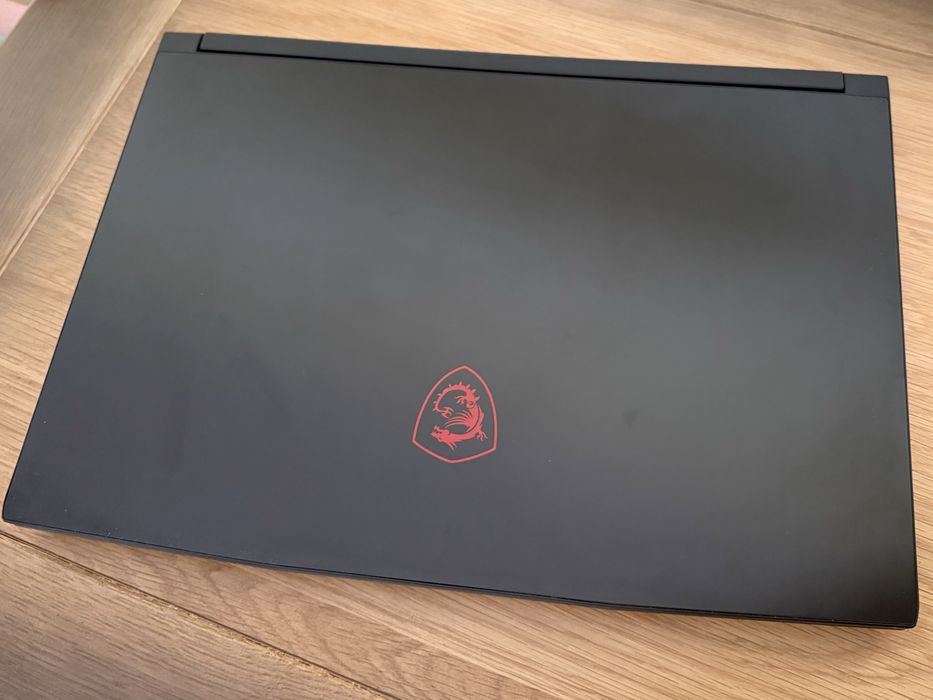 Ноутбук MSI GF63 Thin 11UD Black