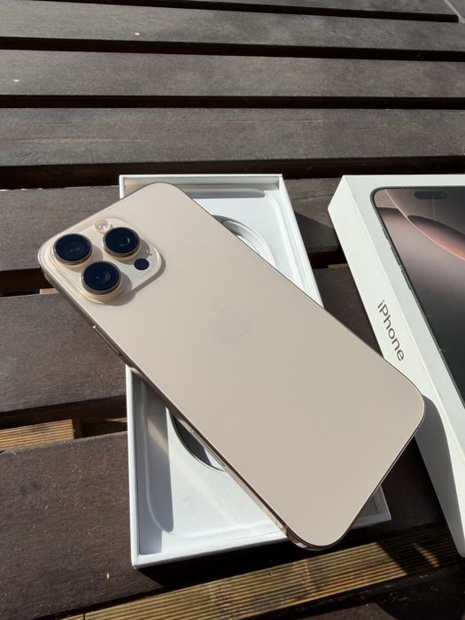 iPhone 16 Pro Max  256 Gb – Desert Titanium