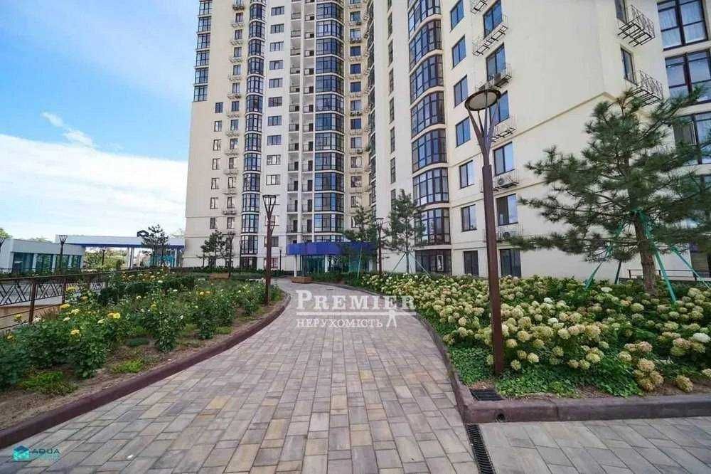 Терміновий продаж! Комерційне приміщення 46м2 під любий вид діяльності 16 ст Фонтану 43000у.о