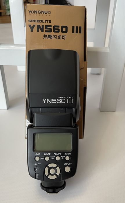 Lampa Yongnuo YN 560 III