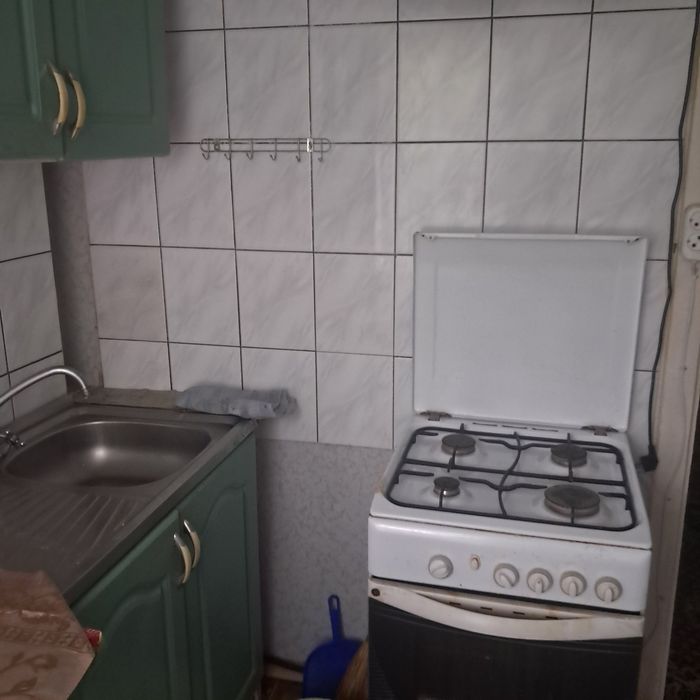 Гарна однокімнатна квартира в Херсоні . Вікна на Миколаїв .
