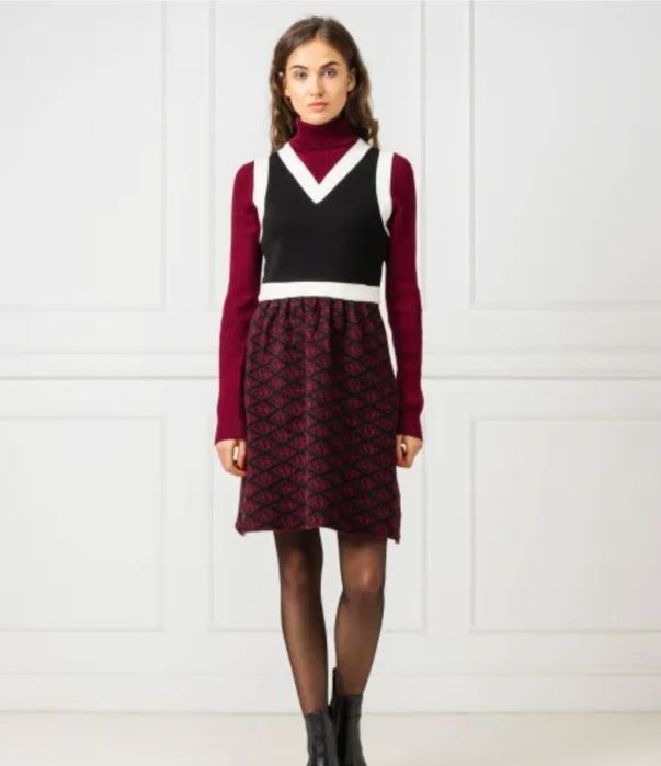 Sukienka bawełniana z golfem Tommy Hilfiger & Zendaya