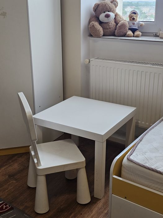 Столик дитячий IKEA
