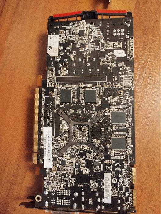 amd Radeon HD 5770 1 gb ddr5