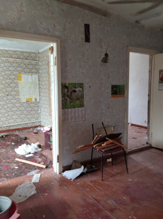 Півбудинку  з окремим двором,  50и2