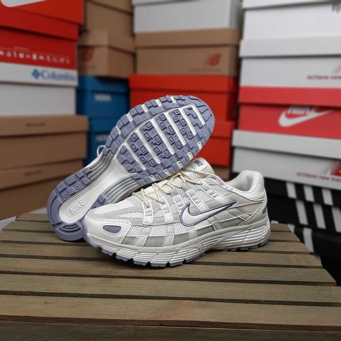 Краща ціна NIKE W P-6000 SE бежеві з сірим
