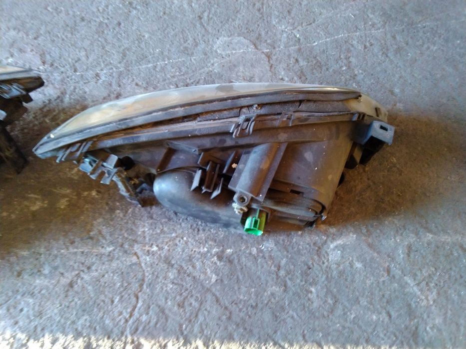 Lampa przód lewa ford mondeo mk3 europa