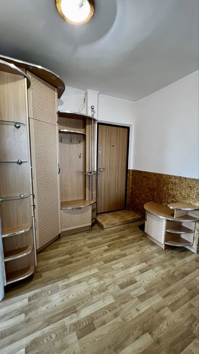 Терміновий продаж 3-х кімнатної квартири з меблями та технікою в ценрі Богородчан - More