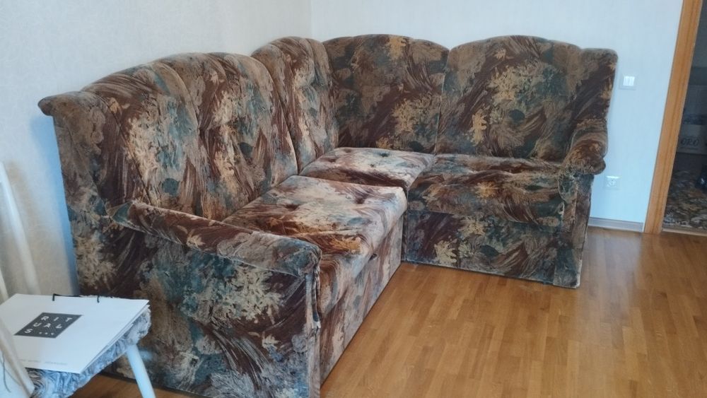 М'який куток до вітальні