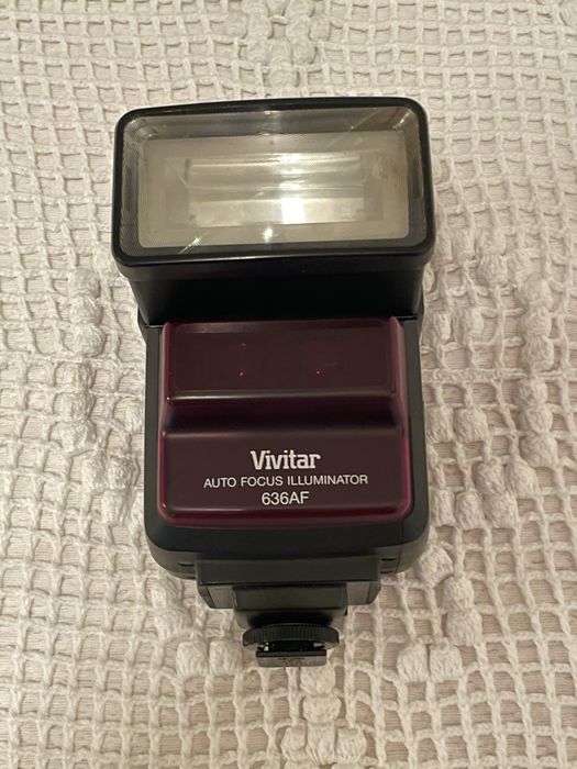 Máquina Canon T50 + Flash Vivitar 636AF