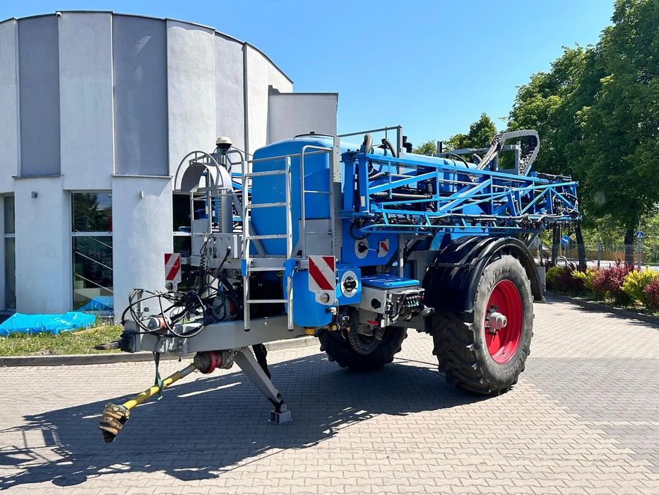 Lemken Albatros 9/5000 30M  Opryskiwacz Lemken Albatros 9/5000 5000 litrów 28/30 m
