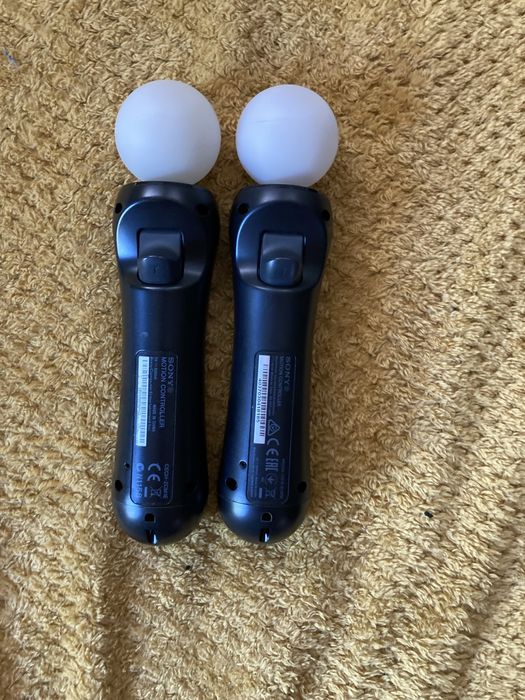 Kontrolery ps4 move