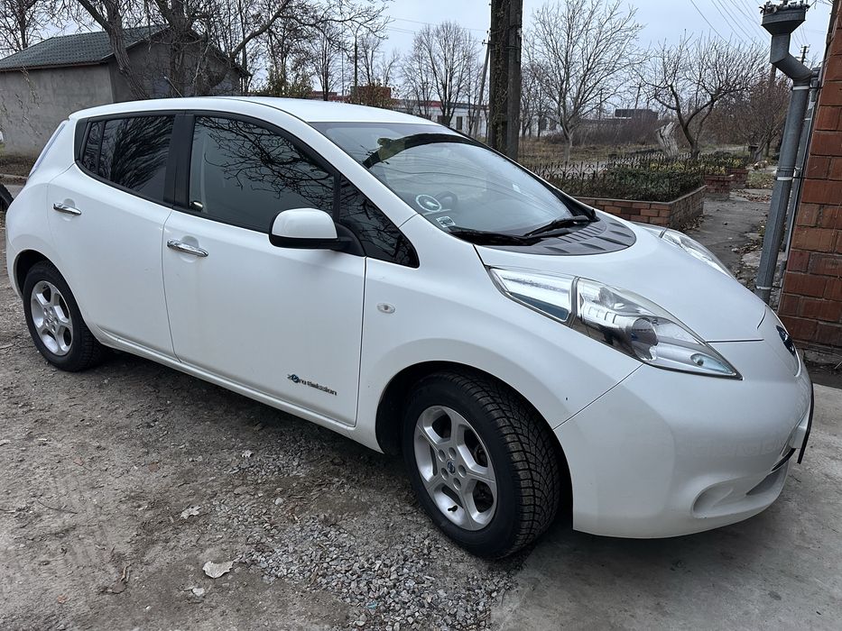 Продам Nissan LEAF 2014