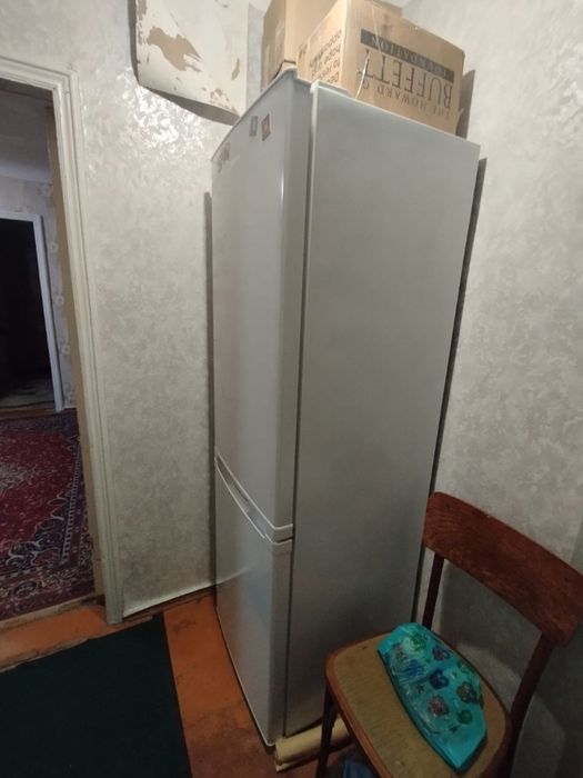 Продам холодильник GRUNHELM в ідеальному стані