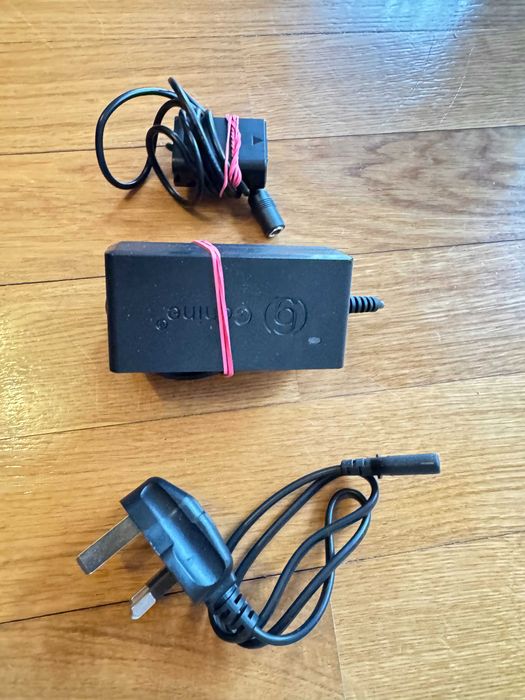 Gonine AC-PW20 Adaptador de alimentação CA NP-FW50