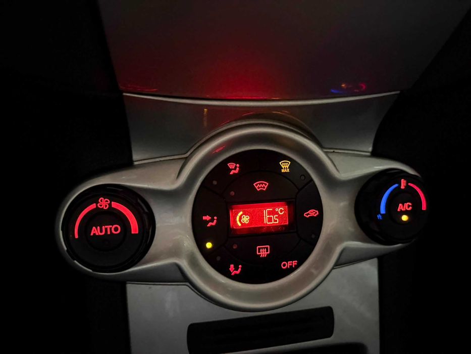 Ford Fiesta Titanium 2010