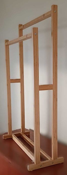 Toalheiro para casa de banho - madeira