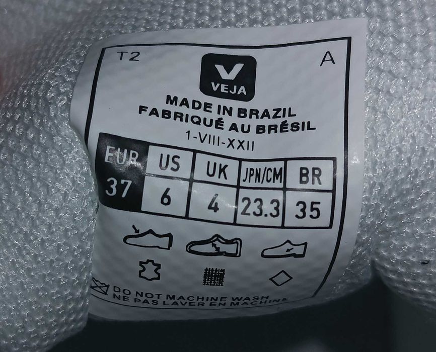 Sapatilhas Veja Campo White/Wine Red - Tam. 37 - Novas com caixa