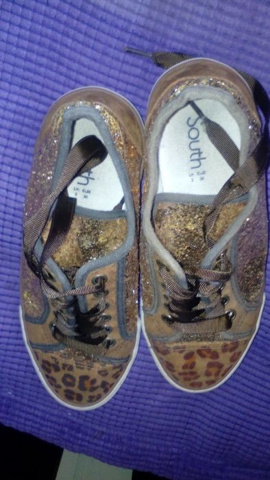 Tenisówki panterka złoto