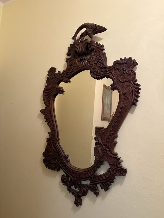 Móveis antigos em excelente estado