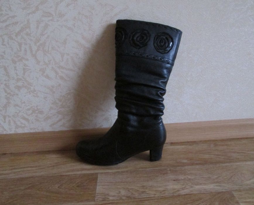 Шкіряні чоботи р.38