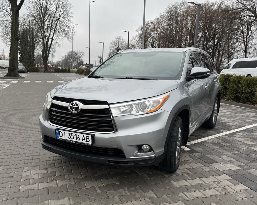 Продам Тойото Хайлендер