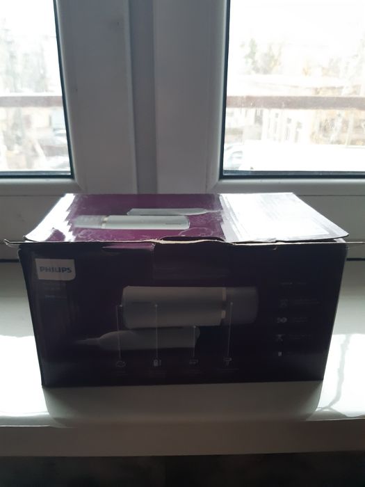 Отпариватель для одежды Filips