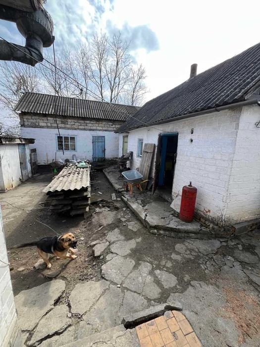 Продам великий будинок