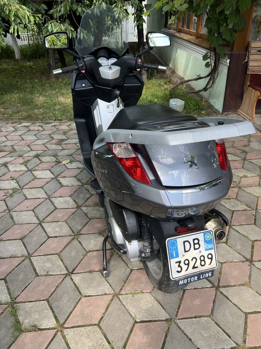 Скутер Pegueot Satelis пежо сателіс 400куб.