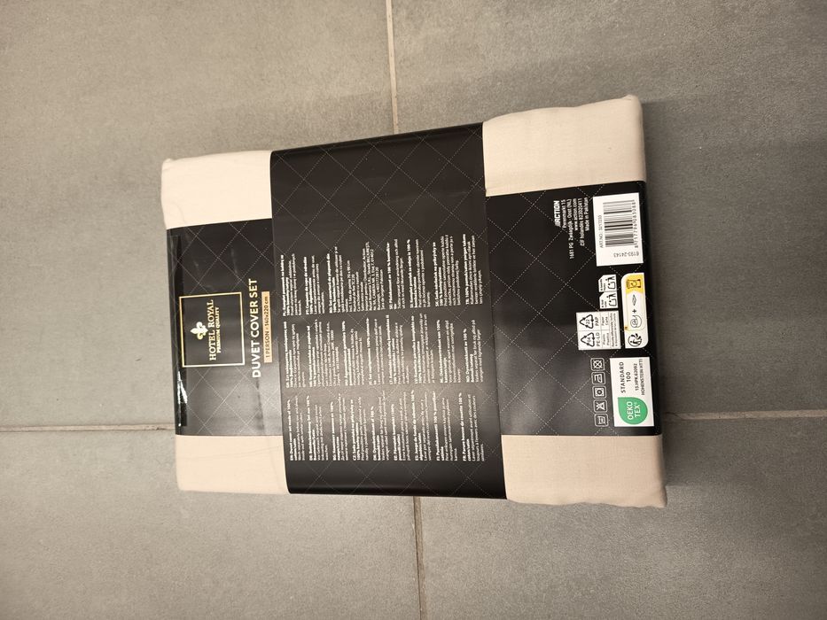 Nowy jasny komplet pościeli Hotel Royal