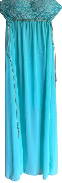 Vendo vestidos para varias ocasioes
