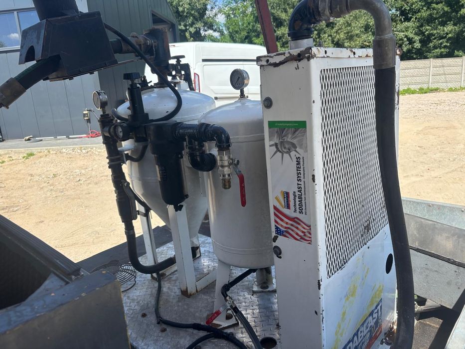 Urządzenie do piaskowania, sodowania, szkiełkowania.