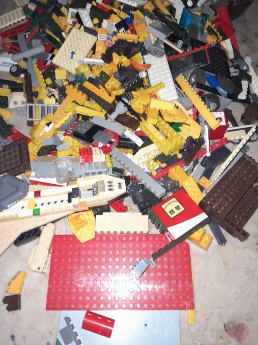 20000 peças de lego, várias construções