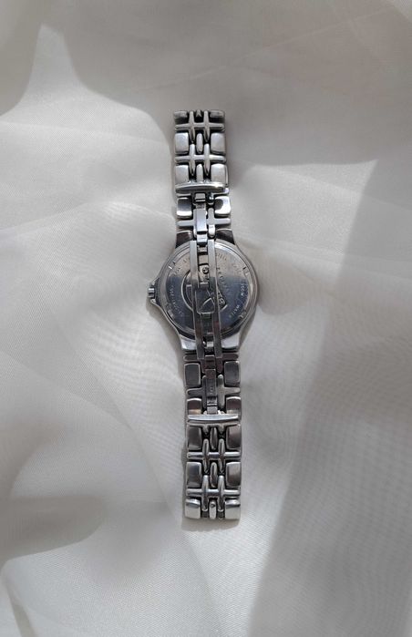 Наручные часы ELLESSE