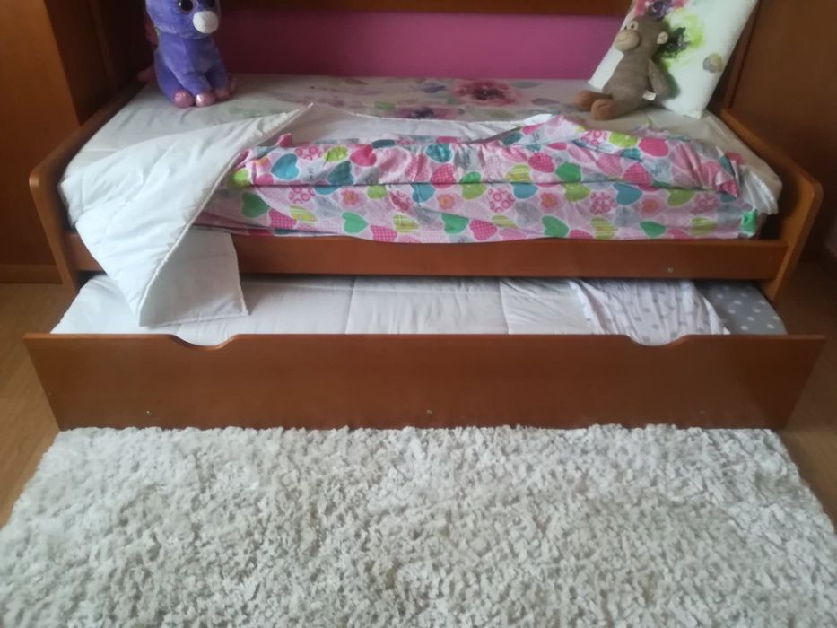 Quarto individual de menina