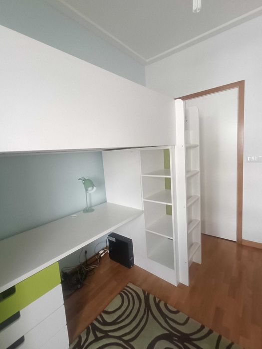 Beliche IKEA SMÅSTAD com secretária, gavetas e cama integrados