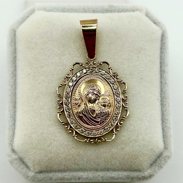 Złota zawieszka Matka boska 4,38 g PR.585 14K