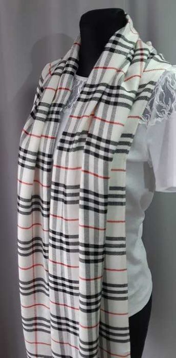 Burberry оригинальный шелковый шарф