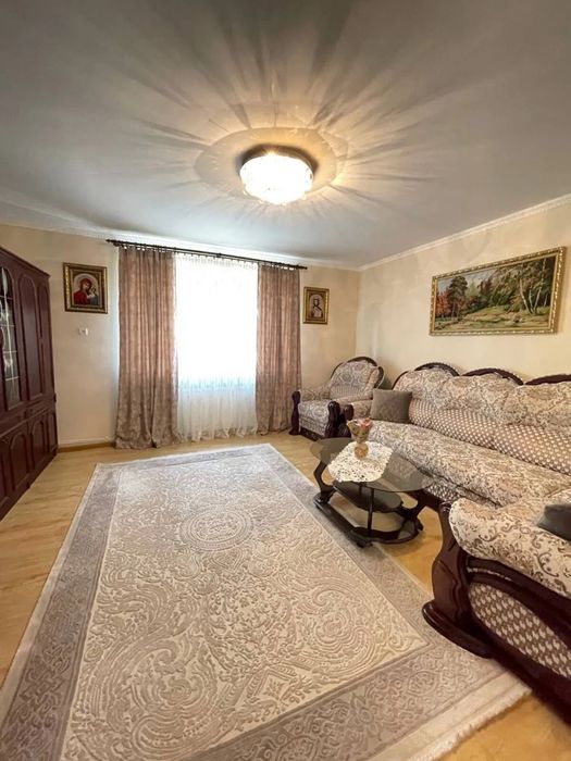 Продаж чудового будинку в Дравцях
